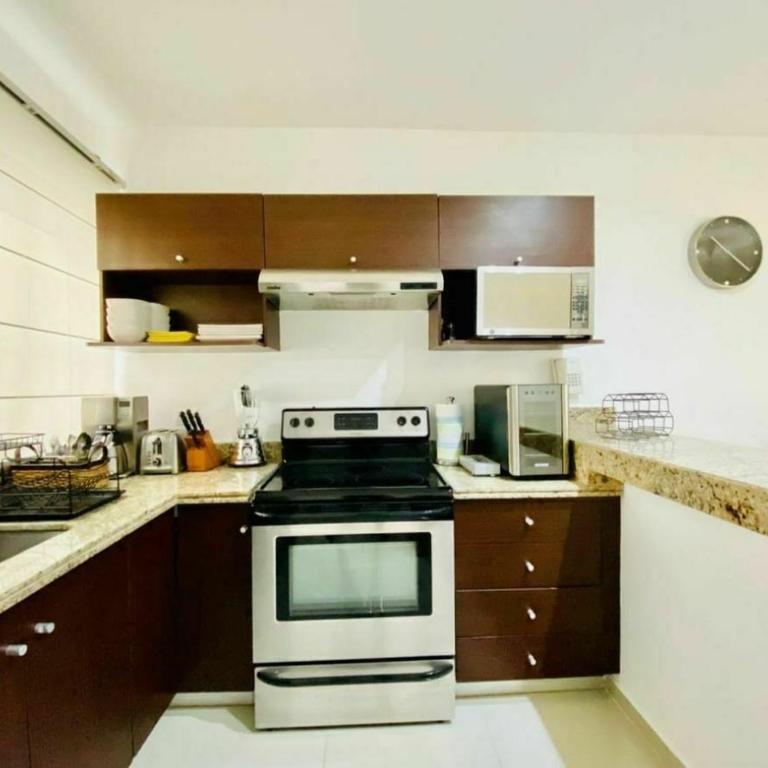 Grand Blue Playa - Suite with Balcony - 11