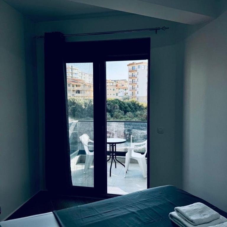 K-Club Apartments - One-Bedroom Apartment with Balcony and Sea View - 7