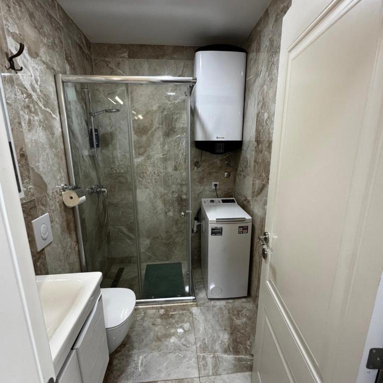 K-Club Apartments - One-Bedroom Apartment with Balcony and Sea View - 10