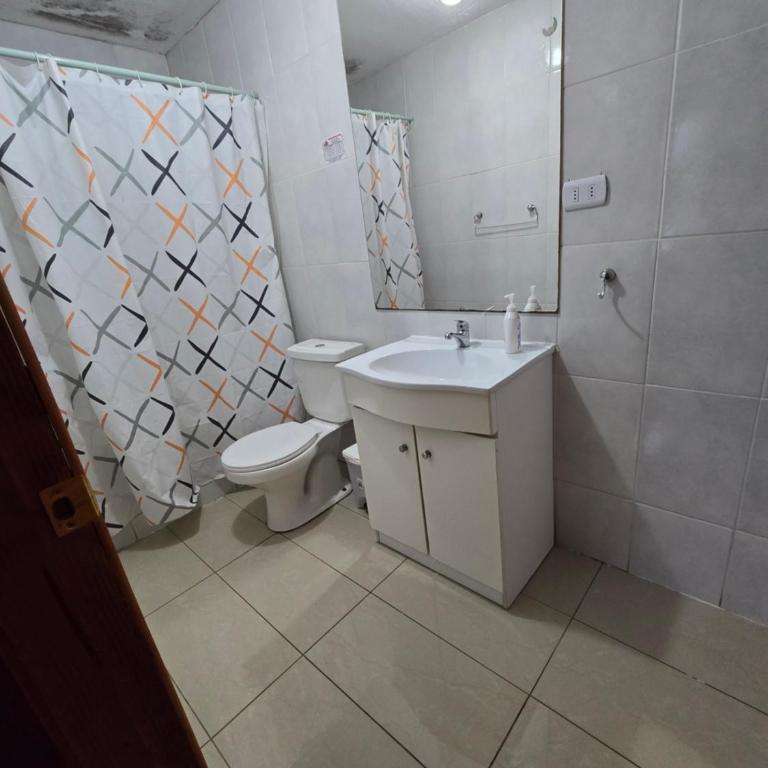 Hostal Vista Hermosa para viajeros de a pie - Double Room with Private Bathroom - 5