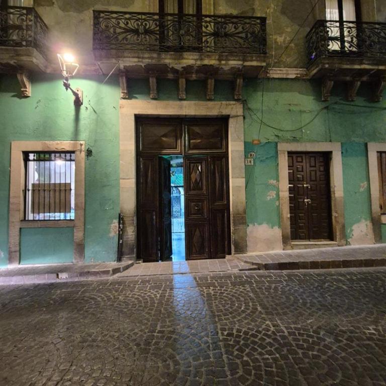 Casa de Chacha - One-Bedroom Apartment - 41