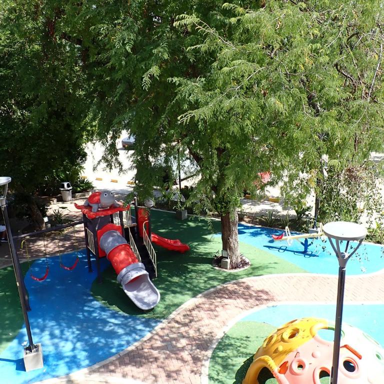 Acogedor y familiar Bello Horizonte Plaza - Apartment near Cabo Tortuga Beach & Airport Santa Marta - Three-Bedroom Apartment with View - 39