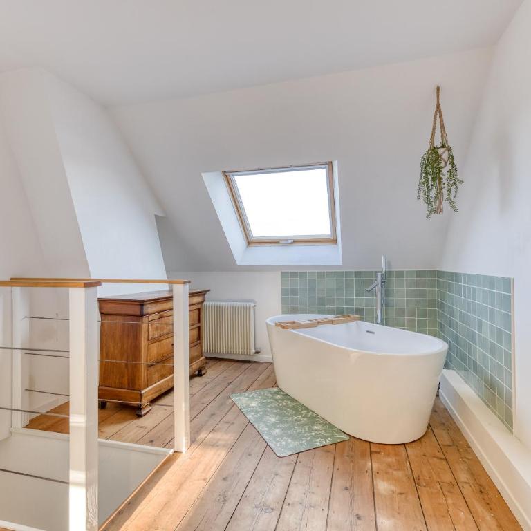 Maison Amiénoise - À 10 min du Centre - Confort - Two-Bedroom House - 11