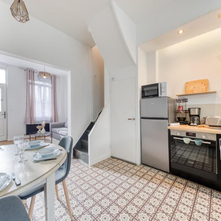 Maison Amiénoise - À 10 min du Centre - Confort - Two-Bedroom House - 18