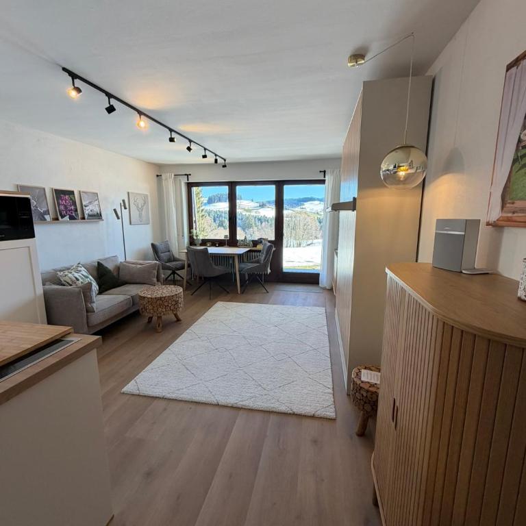 Neu - Ferienwohnung Allgäuparadies - Traumhafte Aussichten mitten in der Natur des Westallgäus - Apartment mit 1 Schlafzimmer und Terrasse - 6