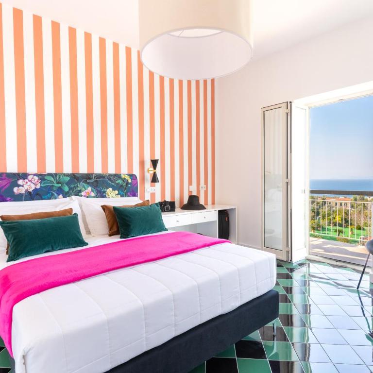 Vanity Suite - Camera Matrimoniale Deluxe con Balcone e Vista Mare - 1