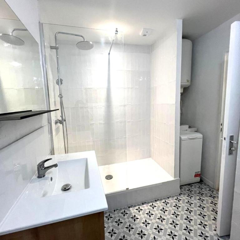 Lumineux T3 refait à neuf dans le Vieux Toulon Centre - Apartment mit 2 Schlafzimmern - 7