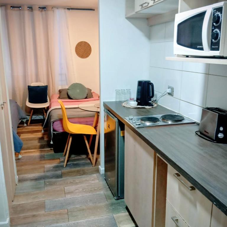Huérfanos 4 - Two-Bedroom Apartment - 12