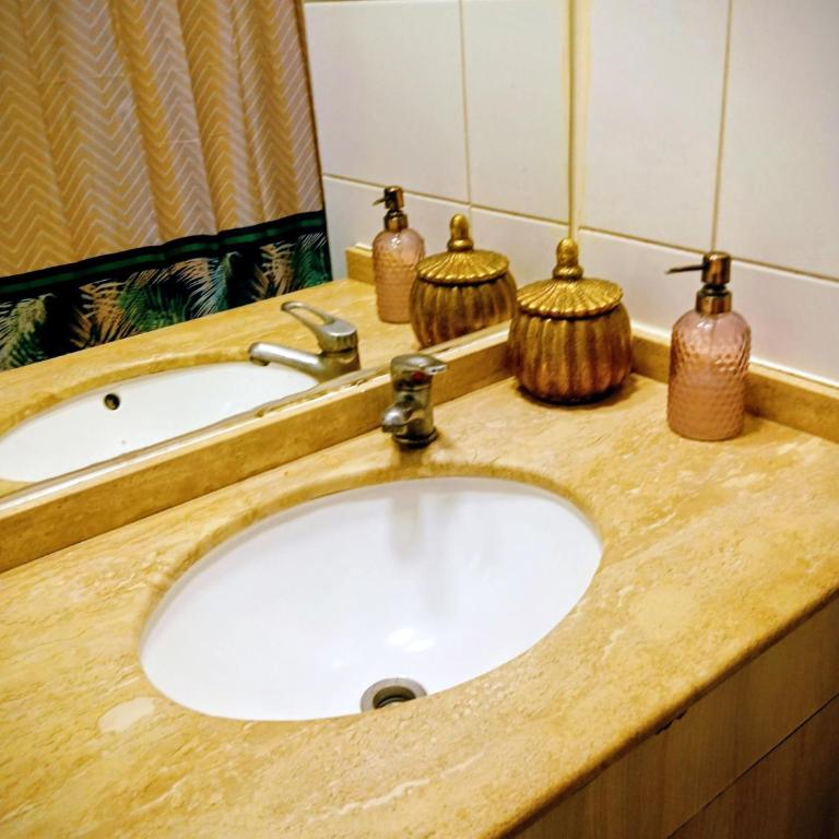 Huérfanos 4 - Two-Bedroom Apartment - 18