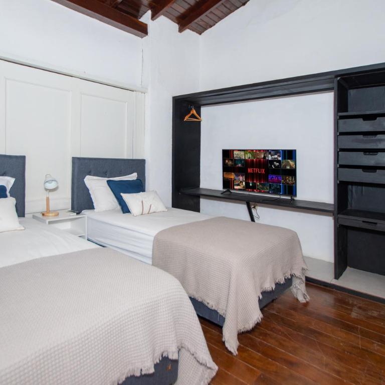 Altillo QUEDATE ACA - Family Room with Private Bathroom - 5
