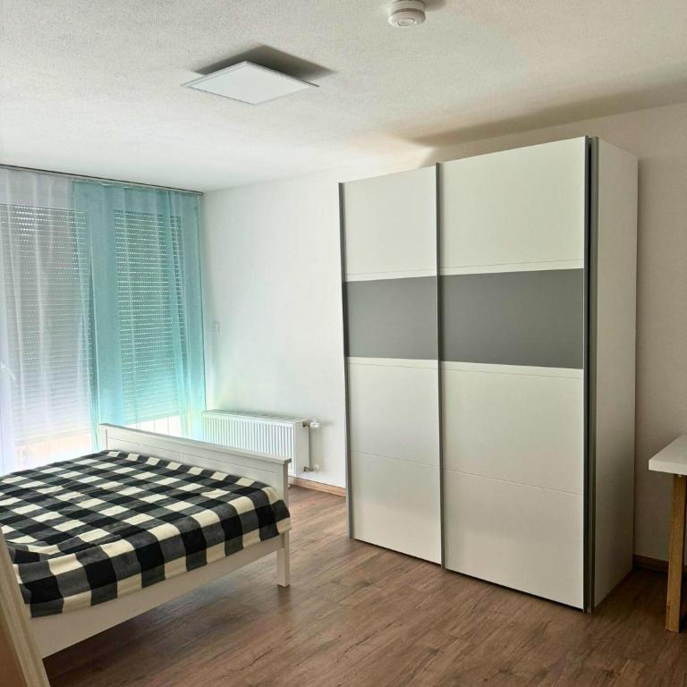 Modernes Reihenhaus mit Terrasse drei Schlafzimmer fuer sechs Personen - Three-Bedroom House - 13