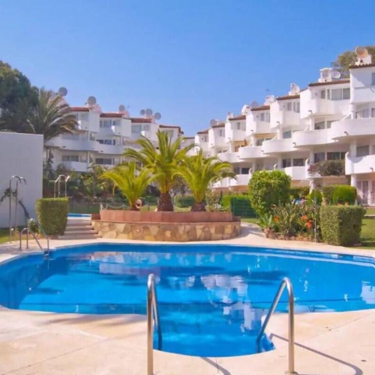 Pinos: Serene 2BD w/pool, views & walk to beach - Apartamento de 2 dormitorios - 2