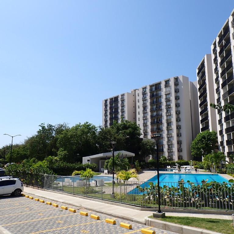 Acogedor y familiar Bello Horizonte Plaza - Apartment near Cabo Tortuga Beach & Airport Santa Marta - Three-Bedroom Apartment with View - 22