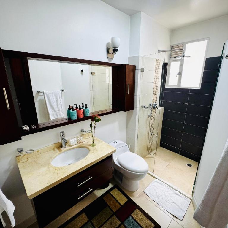 Apartamento amplio, moderno y muy bien ubicado - Apartamento de 3 dormitorios - 19