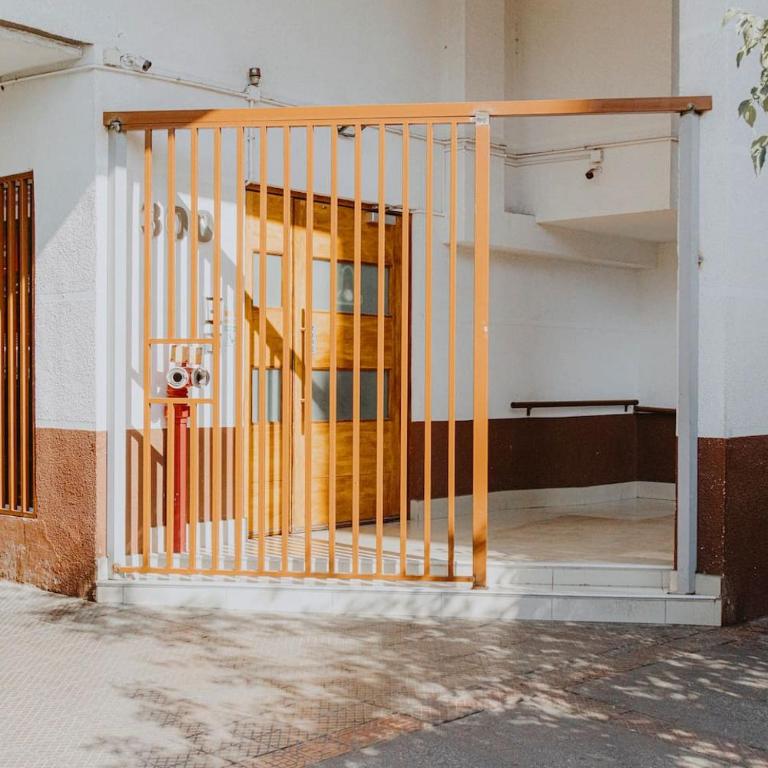 Moderno 1D con terraza, junto al Metro U. Chile - Apartment - 30