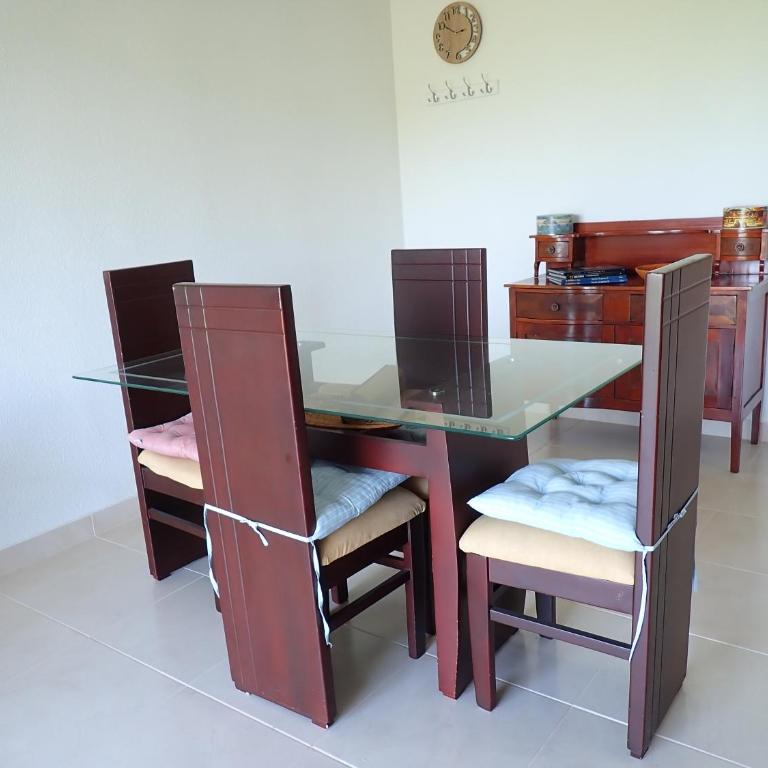 Acogedor y familiar Bello Horizonte Plaza - Apartment near Cabo Tortuga Beach & Airport Santa Marta - Three-Bedroom Apartment with View - 14