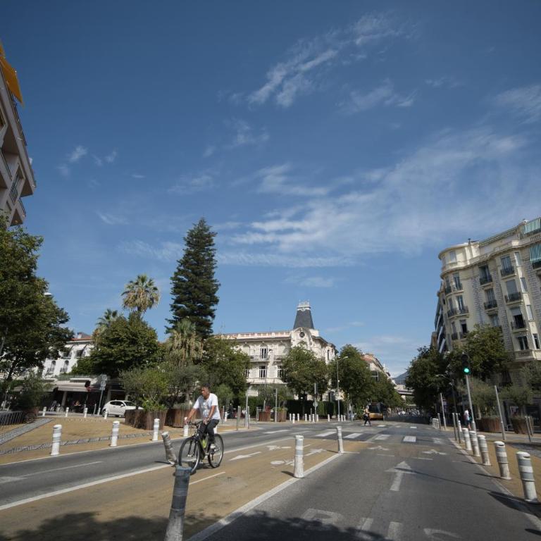 Stylish 1-bedroom minutes from Beach&Promenade - Appartement 1 Chambre - 3