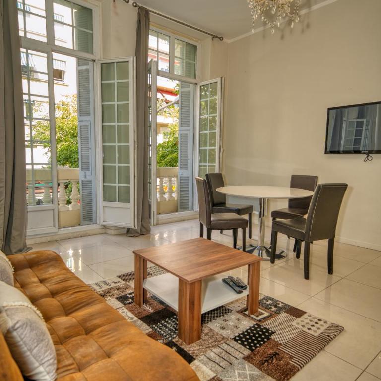 Stylish 1-bedroom minutes from Beach&Promenade - Appartement 1 Chambre - 8
