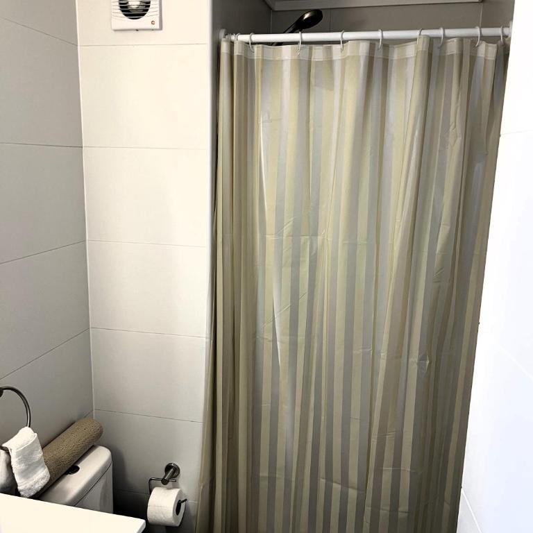 Depto para 2 muy cerca del Movistar Arena Parque O'Higgins Metro D202 - One-Bedroom Apartment - 4