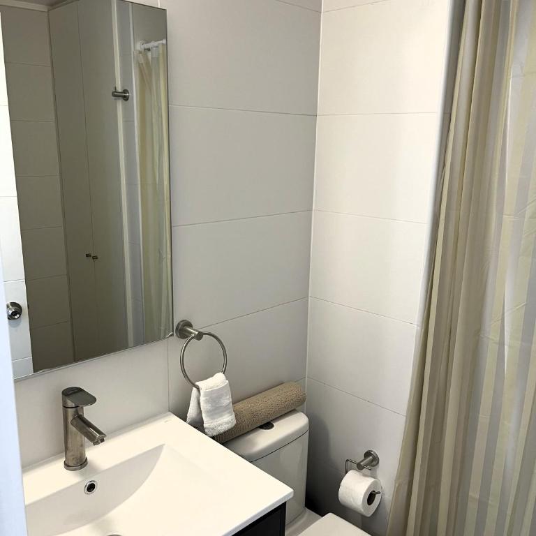 Depto para 2 muy cerca del Movistar Arena Parque O'Higgins Metro D202 - One-Bedroom Apartment - 11