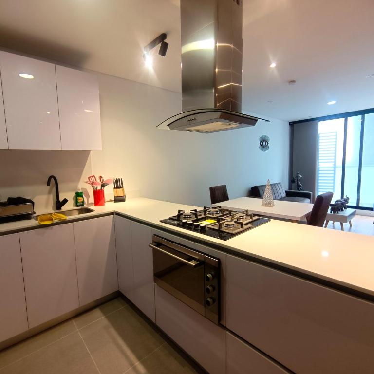 North Point City, Cll 155, Usaquén Bogotá - One-Bedroom Apartment with Balcony and City View - 13