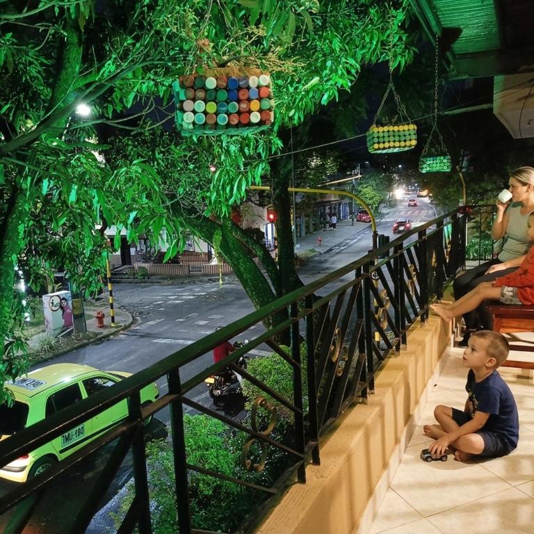 !Hermosa Casa en el Mejor lugar de Medellín! - Casa de 4 dormitorios - 1