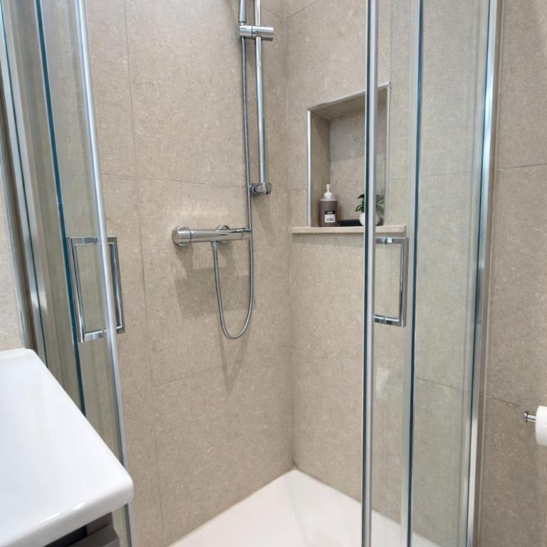 Appart rénové 3 chambres, 8 pers, mer à 50 m - Appartement 3 Chambres - 17