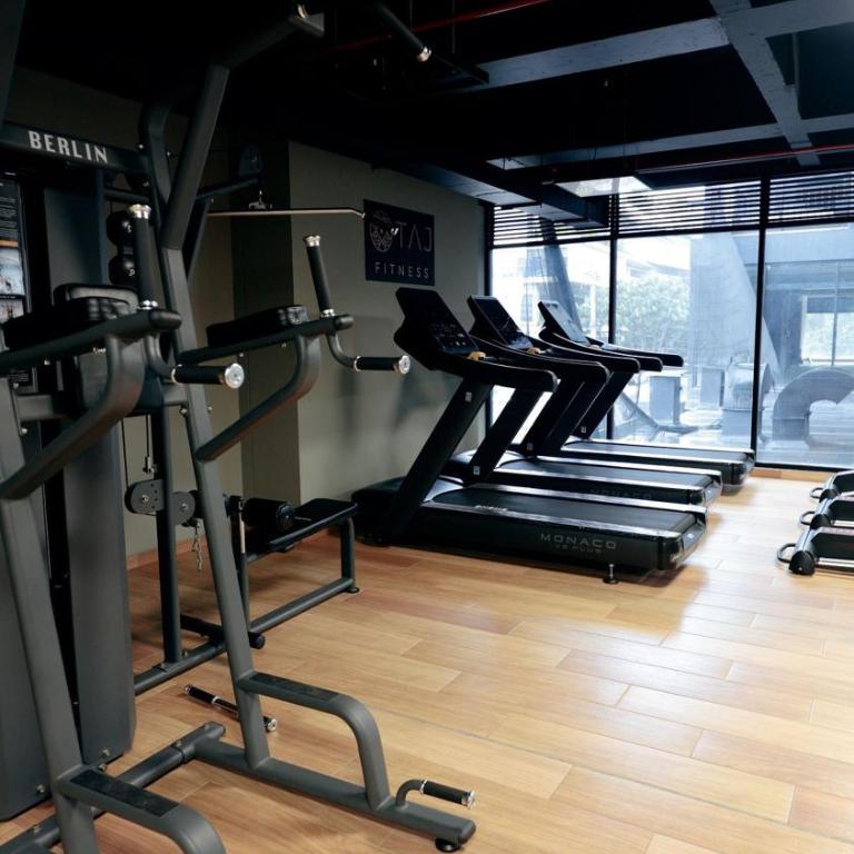 vestrip - taj - 97, near 93 park - Apartment - 11