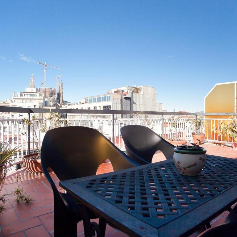 ApartEasy - Atic Sagrada Familia - Apartment with Terrace - 25