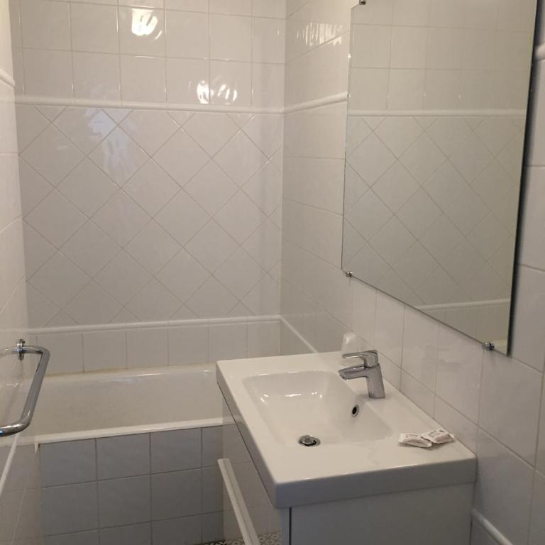 Au Patio Morand - Chambre Double Confort - 8