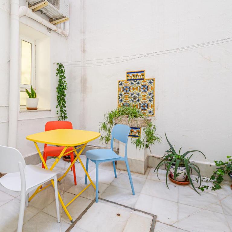 Bonito y muy fresco apartamento con patio privado - Apartamento de 2 dormitorios - 14