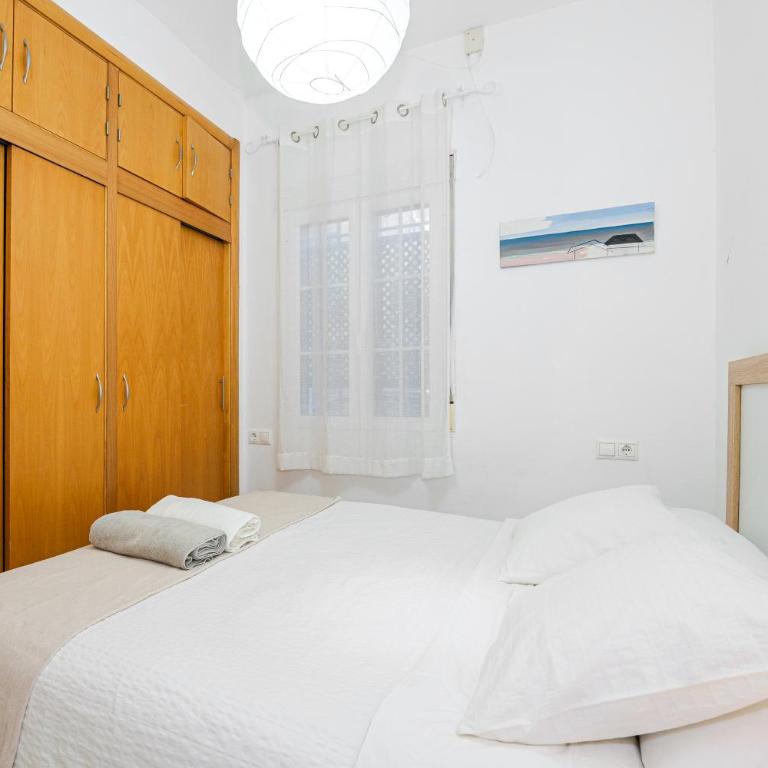 Bonito y muy fresco apartamento con patio privado - Apartamento de 2 dormitorios - 17