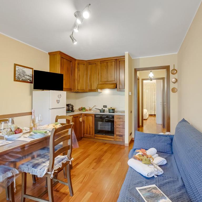 Appartamento Tracce Di Neve with Parking for 4 - Happy Rentals - Appartamento con Balcone - 3