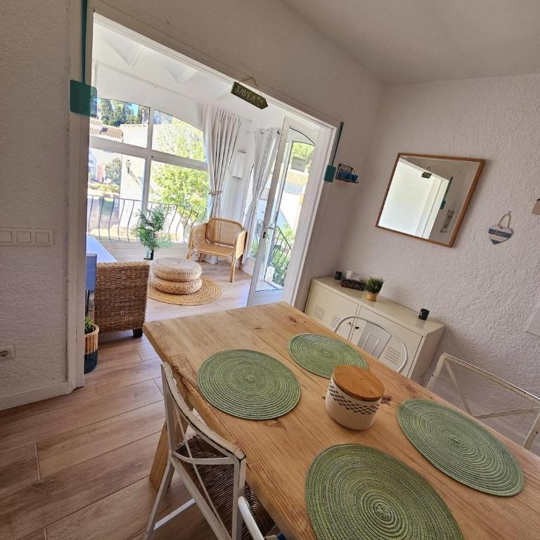 Family house 2 pools Cala Blanca - Casa de 3 dormitorios - 55