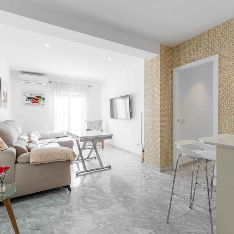 Precioso apartamento junto a la Mezquita. - Three-Bedroom Apartment - 38