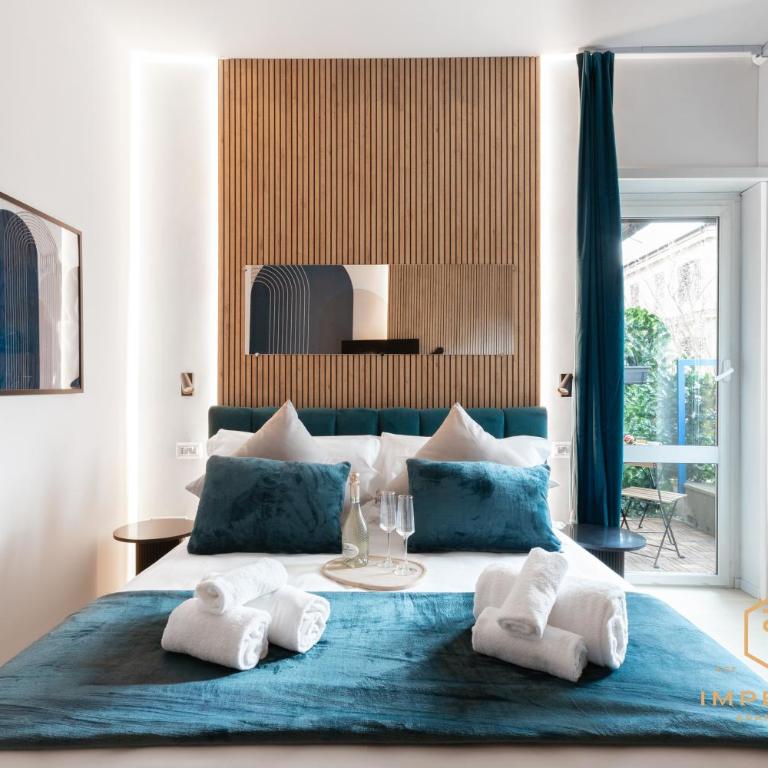 Imperium Aquilae - Luxury guest house, 300mt to Metro, 8 min to Colosseum - Camera Matrimoniale Deluxe con Balcone - 5
