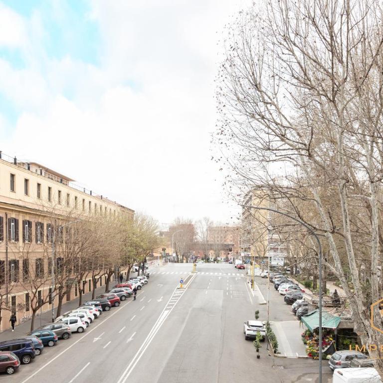Imperium Aquilae - Luxury guest house, 300mt to Metro, 8 min to Colosseum - Camera Matrimoniale Deluxe con Balcone - 28