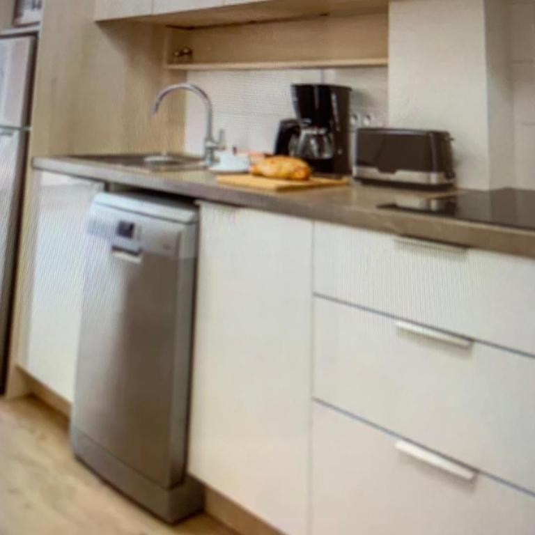 residence Maeva St Mandrier - Two-Bedroom Apartment - 1