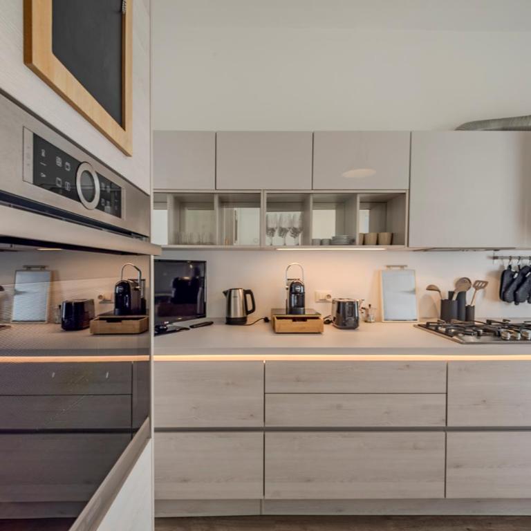 15 Min Walk From Verona Fiere - Space & Style - Two-Bedroom Apartment with Balcony - 6