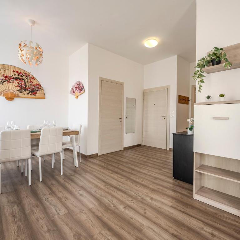 15 Min Walk From Verona Fiere - Space & Style - Two-Bedroom Apartment with Balcony - 21