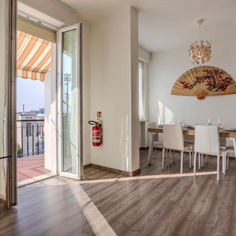 15 Min Walk From Verona Fiere - Space & Style - Two-Bedroom Apartment with Balcony - 22