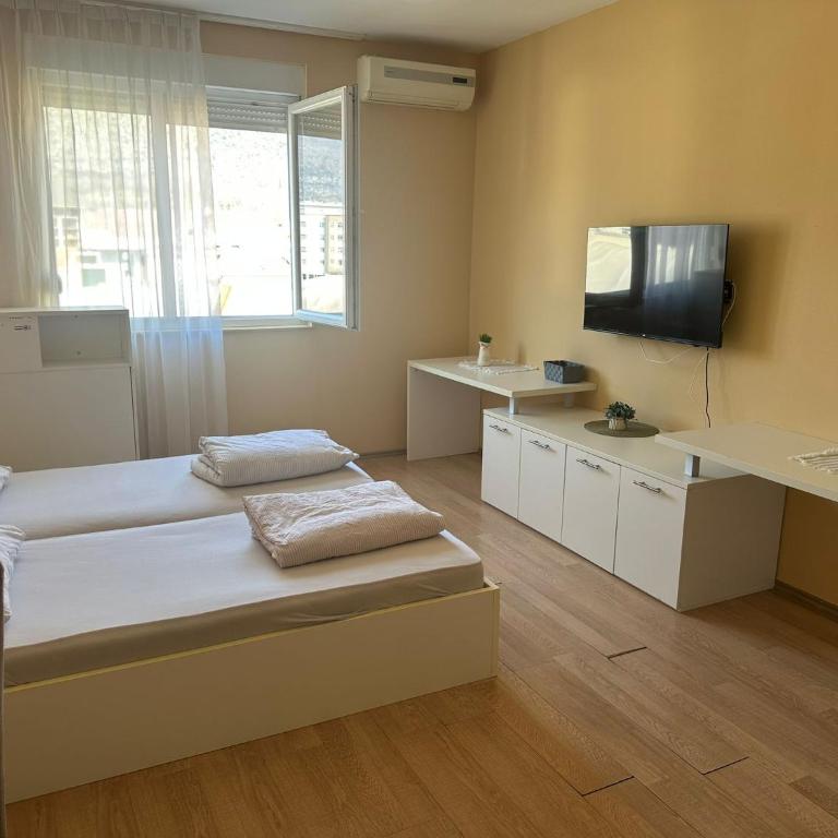 Urban City Apartments - One-Bedroom Apartment - 24
