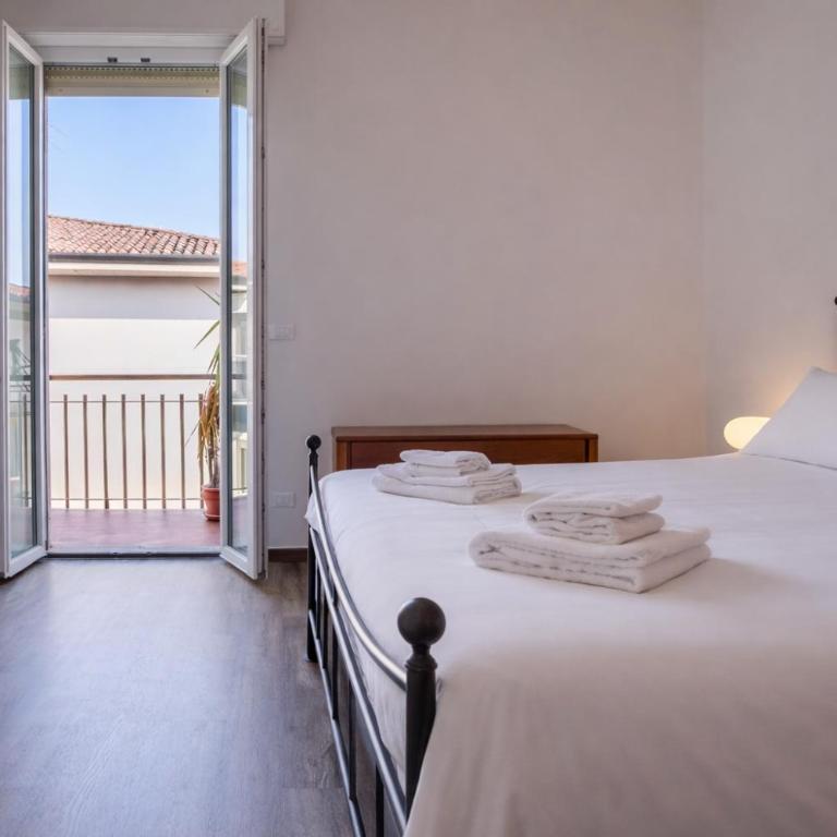 15 Min Walk From Verona Fiere - Space & Style - Two-Bedroom Apartment with Balcony - 44