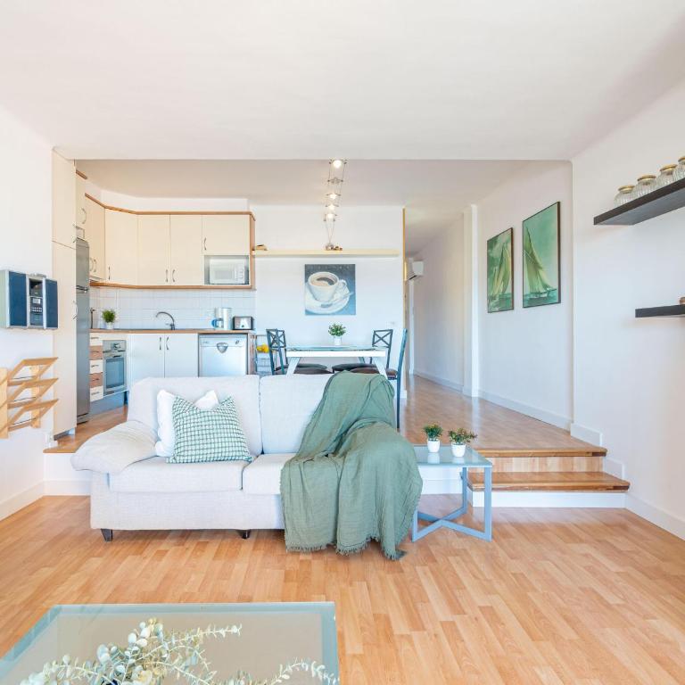 Apartamento de 3 Dormitorios Vista al Mar - HISP-288-54 - Apartamento - 4
