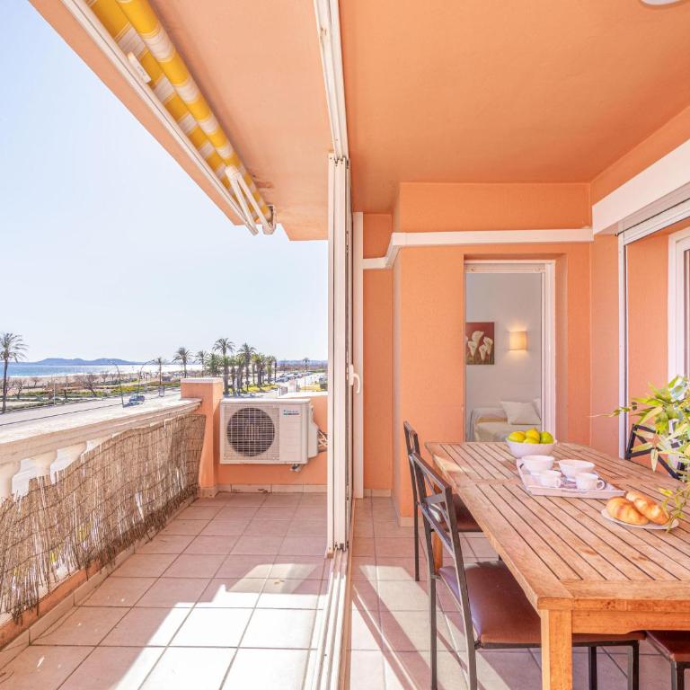 Apartamento de 3 Dormitorios Vista al Mar - HISP-288-54 - Apartamento - 9