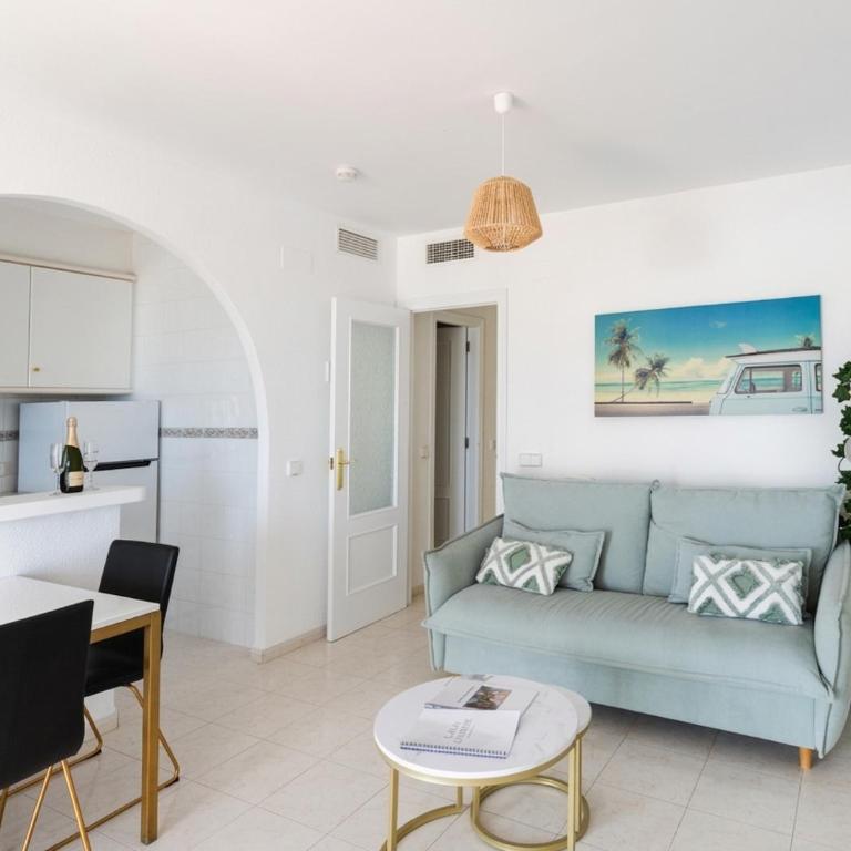 Casa Sunrise - Deluxe house with rooftop, 5 pools and panoramic sea views, Calpe - Two-Bedroom Apartment - 20