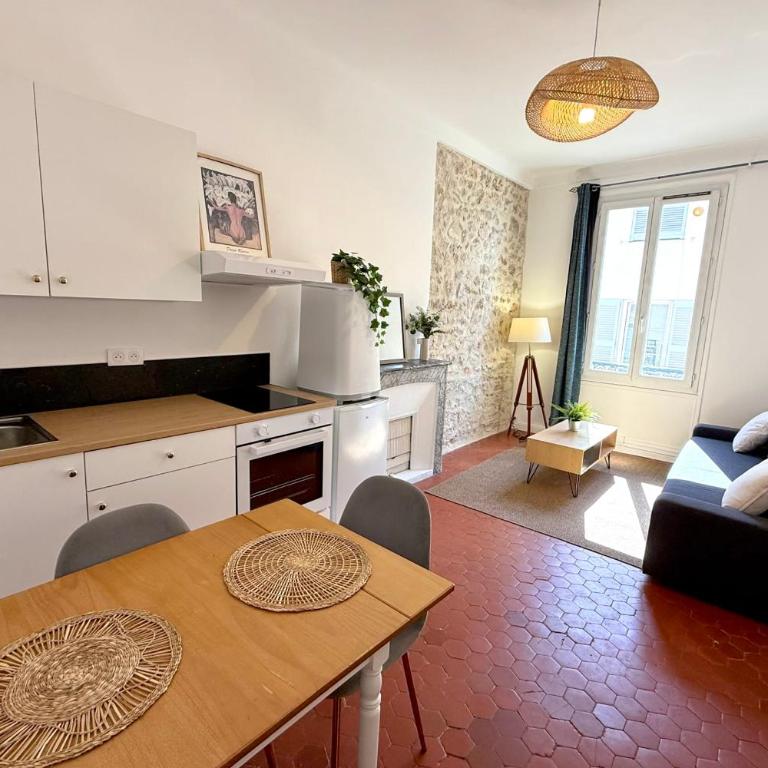 Old Antibes 1 Bedroom 4 Persons - Apartment - 2