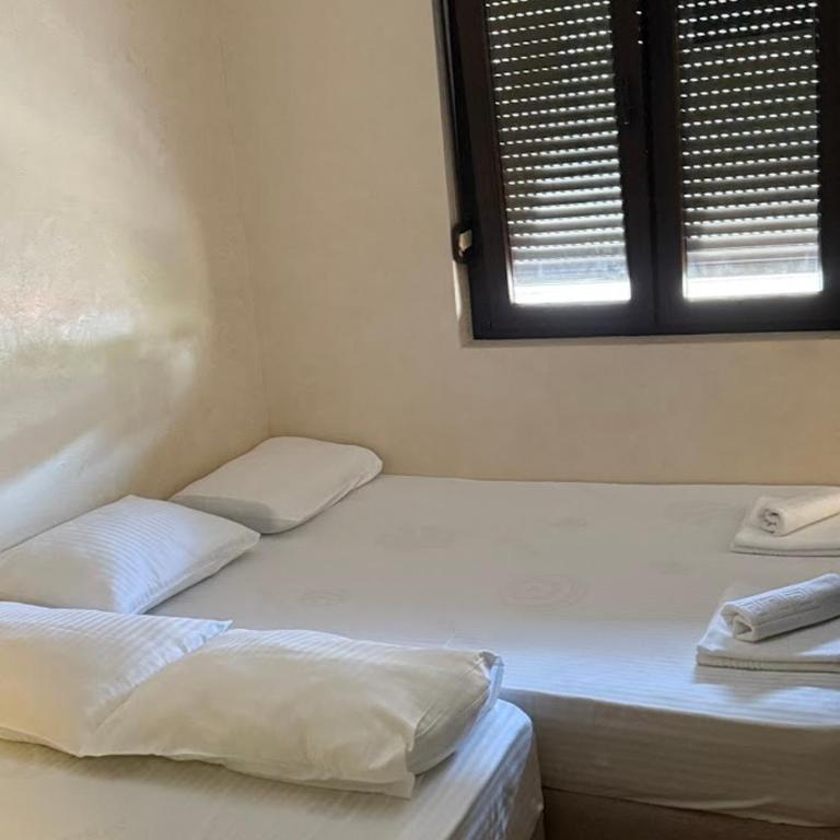 Apartman ML Company - One-Bedroom Apartment - 2