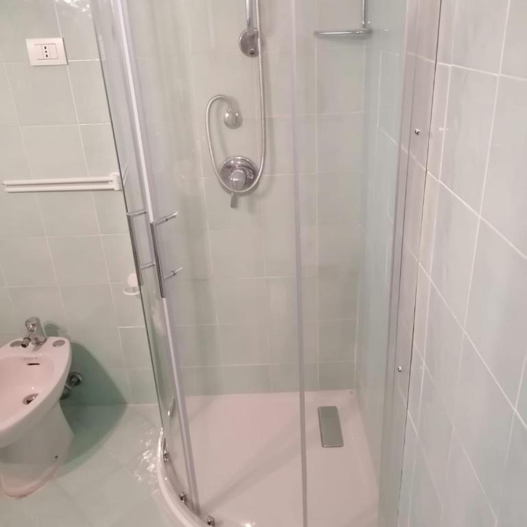 Appartamento con terrazzo vista mare - Monolocale con Divano-Letto - 13