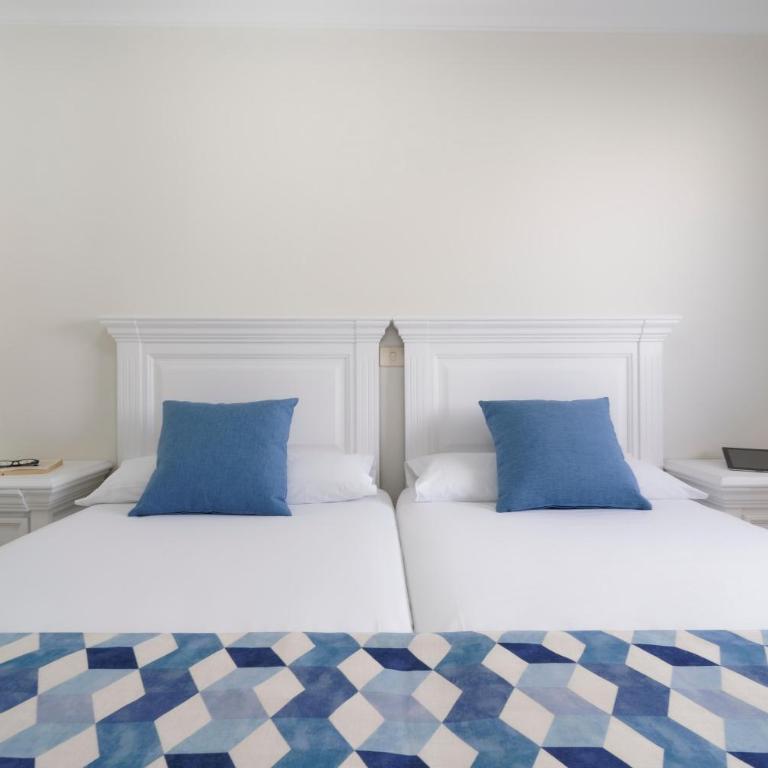 BLUESEA Los Cocoteros - One-Bedroom Apartment - 2